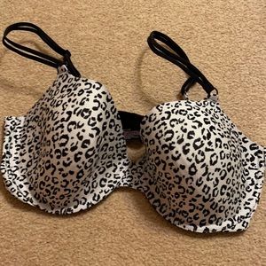 Gently worn size 36DDVS bra